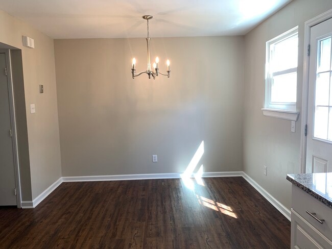 Dining Area - 228 Waldo St