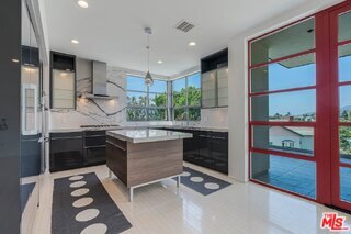 Foto del edificio - 870 Haverford Ave