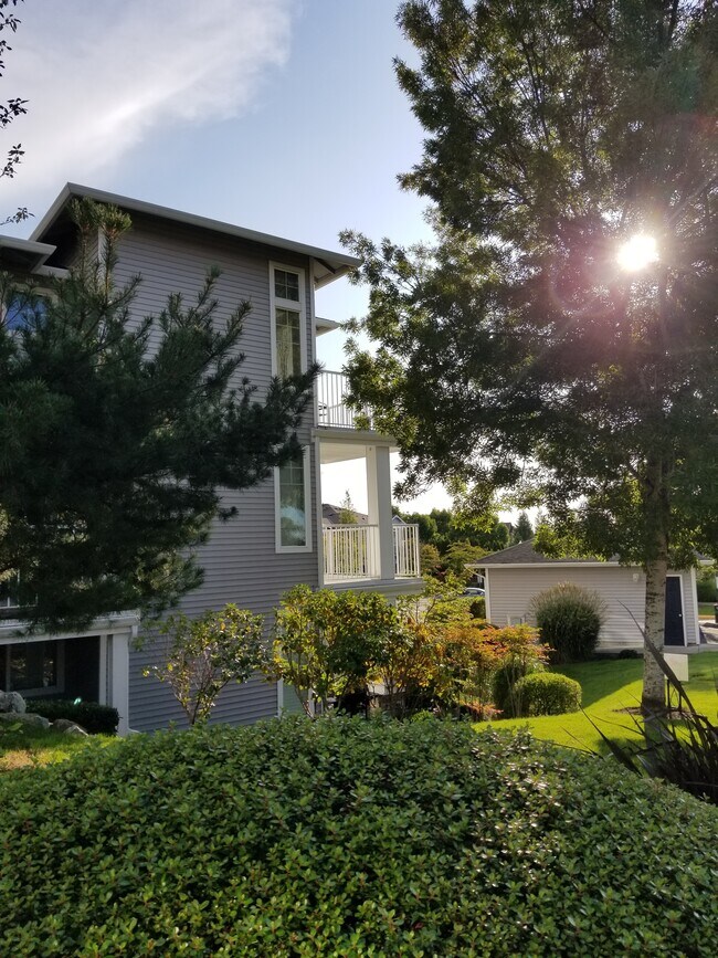 Foto del edificio - 6401 Hazel Ln SE