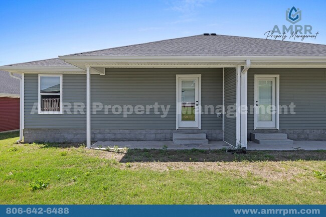 Building Photo - 3 Bedroom Townhome In Duenweg Missouri!