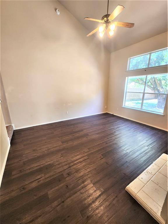 Building Photo - 2686 Bradley Ln