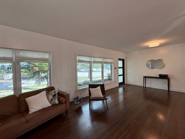 Foto del edificio - 2728 Kirk St