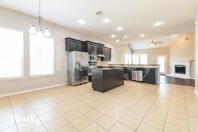 Building Photo - 4813 Jon Boat Dr