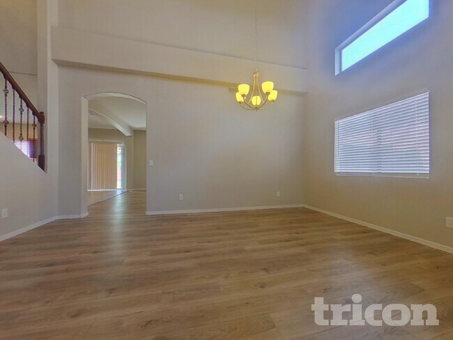 Foto del edificio - 23873 W Bowker St