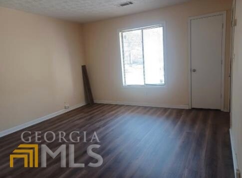 Building Photo - 160 Summerwood Dr