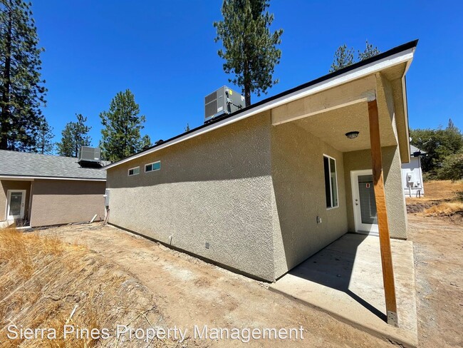 Building Photo - 2 br, 2 bath House - 48467 Woodbend Lane