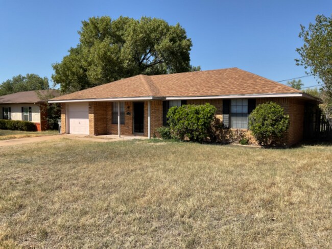 Building Photo - 1208 Glendora Dr