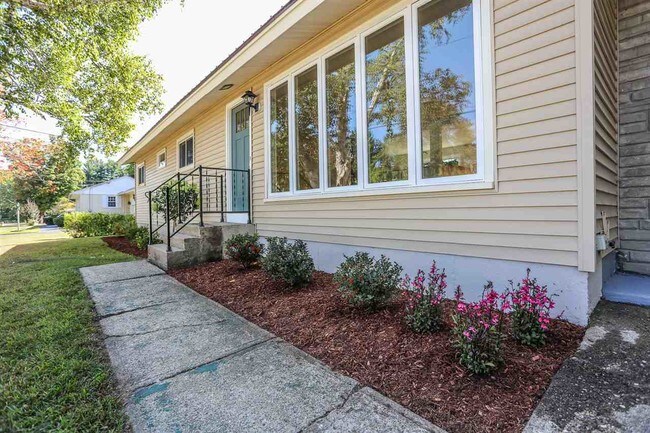 Foto del edificio - 5 Park Dr