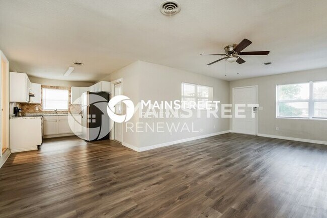 Foto del edificio - 3 Bedroom Pet-Friendly Home in WINTER HAVE...