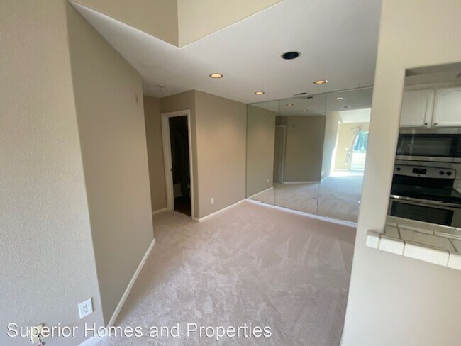 Building Photo - 2 br, 2 bath House - 5956 Almanor Dr