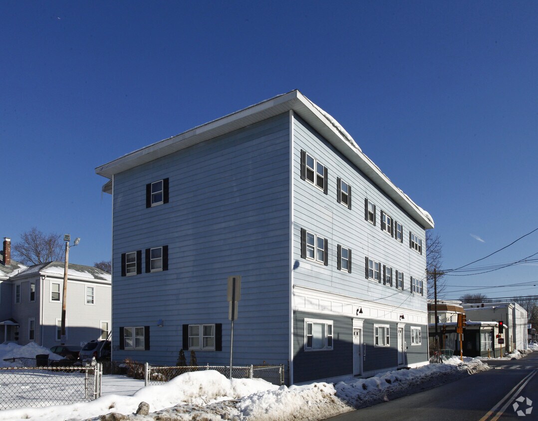 Building Photo - 3-9 Winthrop St