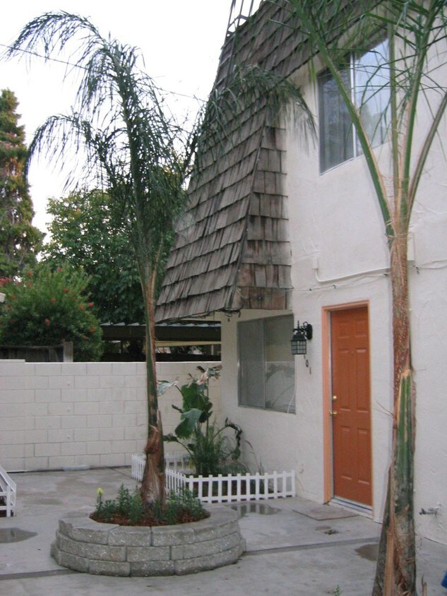 Foto principal - 5362 N San Pablo Ave