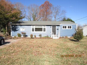 Building Photo - 4404 Bowden Ave