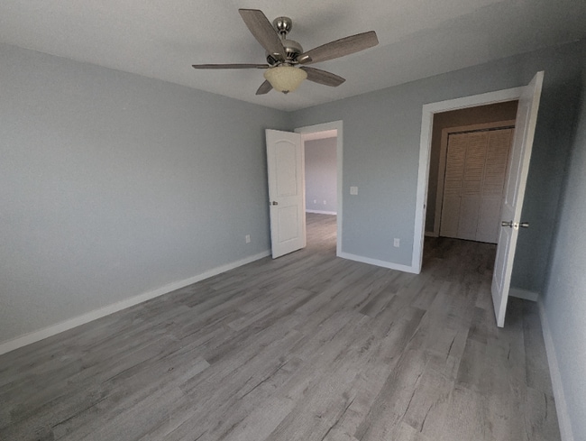 Building Photo - 597 SE 110th Rd