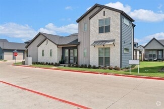 Building Photo - 1652 Spaniel Ave