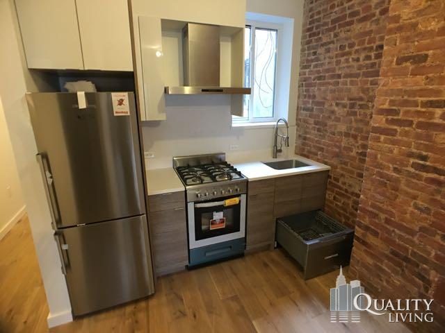 Foto principal - 1723 Bleecker St