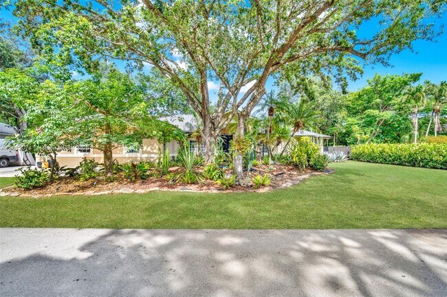 Building Photo - 26605 SW 173rd Ct
