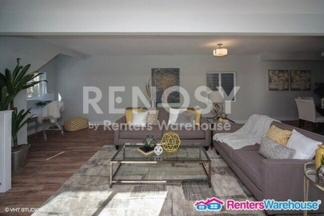 Foto del edificio - Exceptional Remodeled 4 Bed 3 Bath Home | Denver, CO