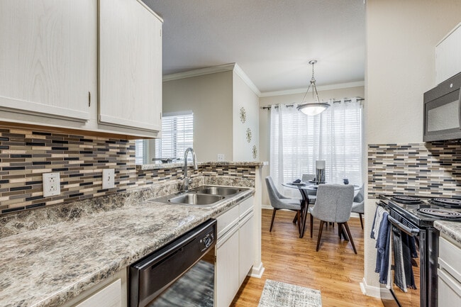 Building Photo - The Trestles Apartments