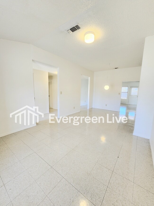 Foto del edificio - 1320 San Felipe Ct