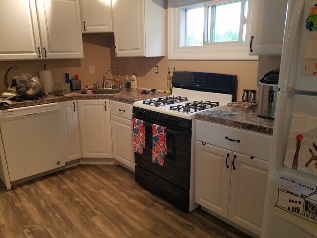 Foto del edificio - 1891 Huntington Cir