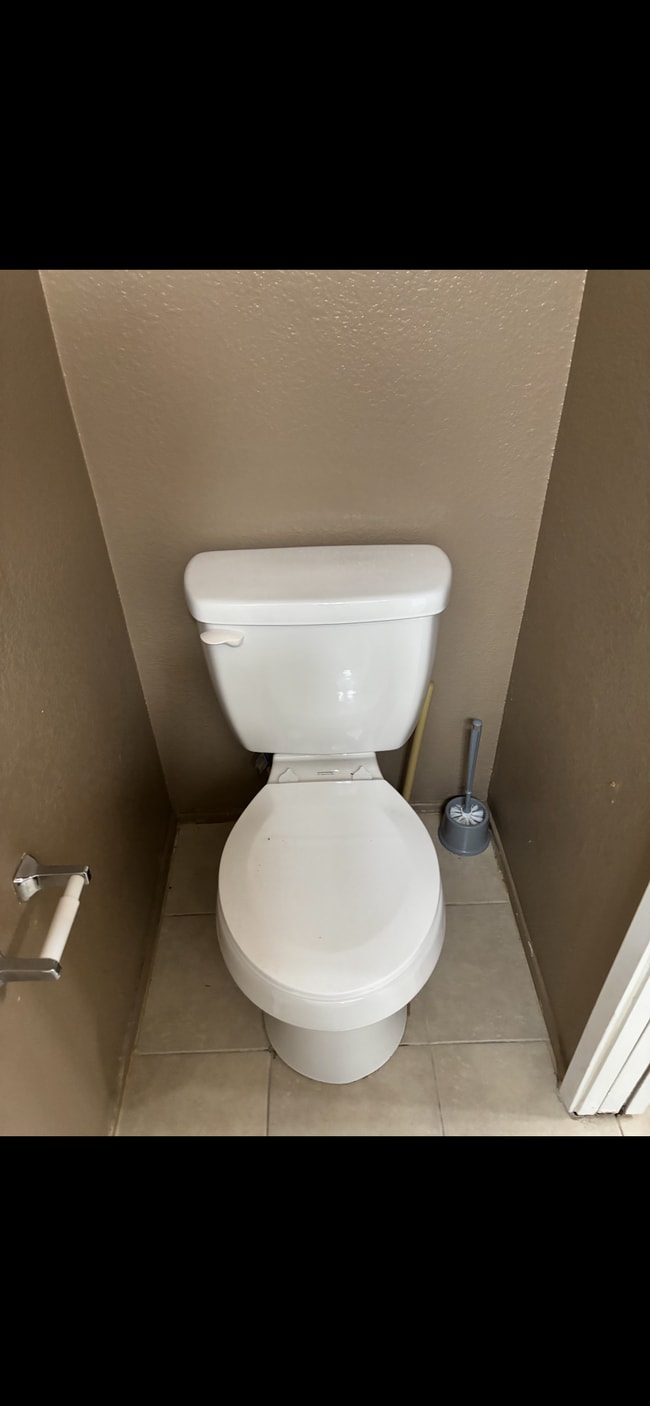 Building Photo - 28631 Calle del Lago