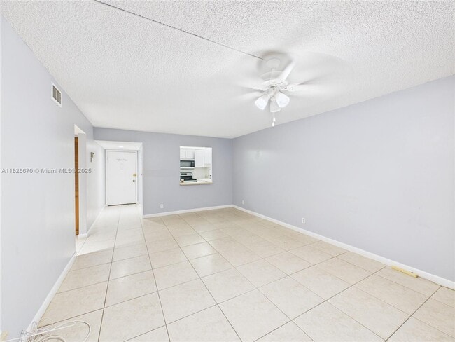 Building Photo - 4113 NW 88th Ave