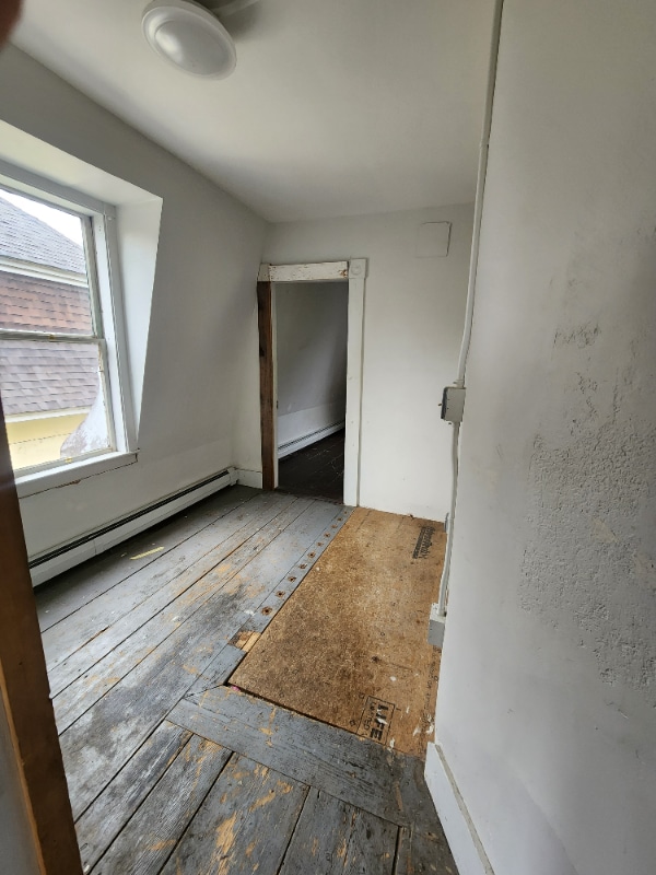 Building Photo - 4 Carnes Rd
