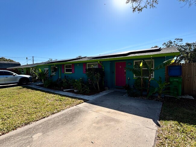 Foto del edificio - 10598 67th Ave