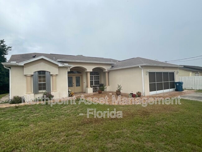Foto del edificio - 6216 Freeport Dr