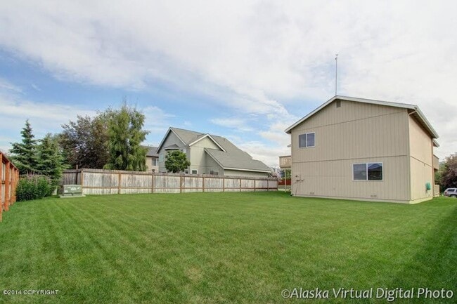 Photo - 11800 Alderwood Loop House