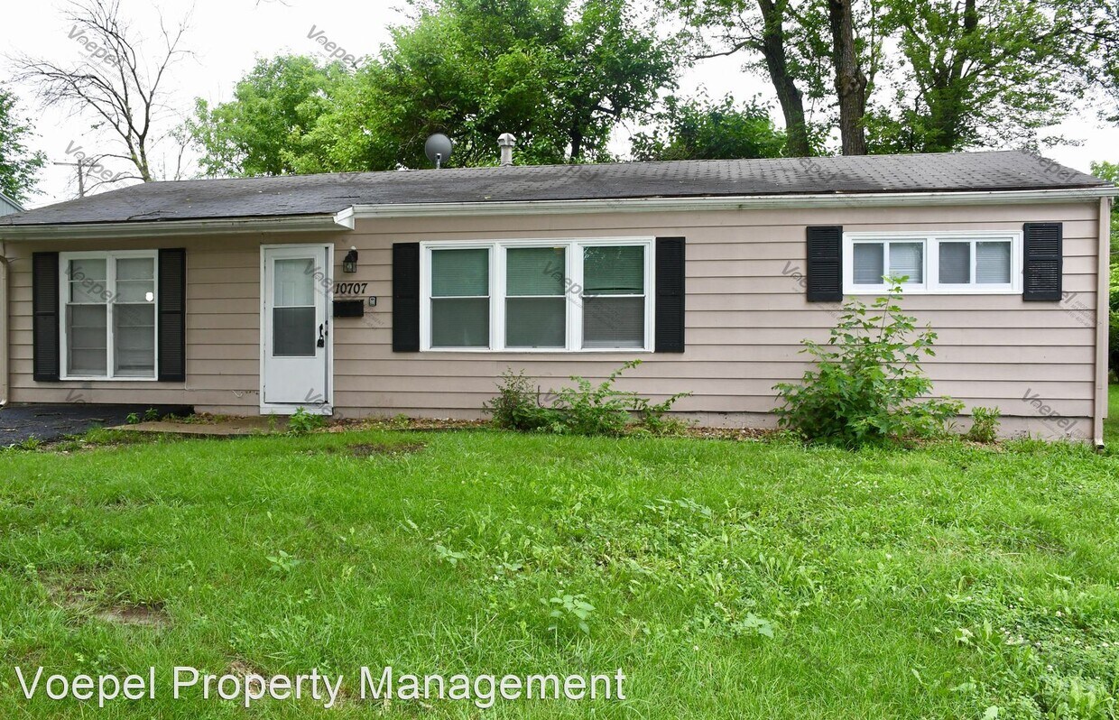 3 br, 1 bath House 10707 Ewing Dr. House Rental in Kansas City, MO
