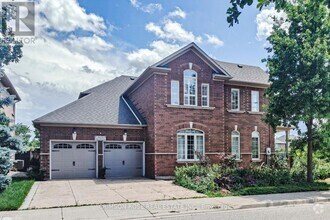 Building Photo - 5420 Valleyhigh Dr