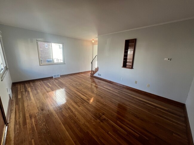 Foto del edificio - 1324 Meadow Rd