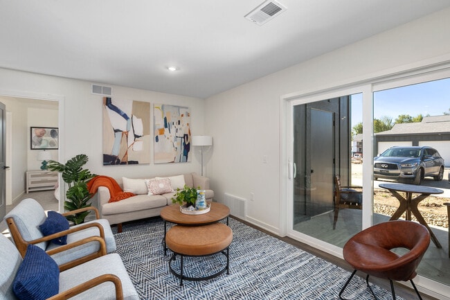 Building Photo - River Birch Apartment Homes