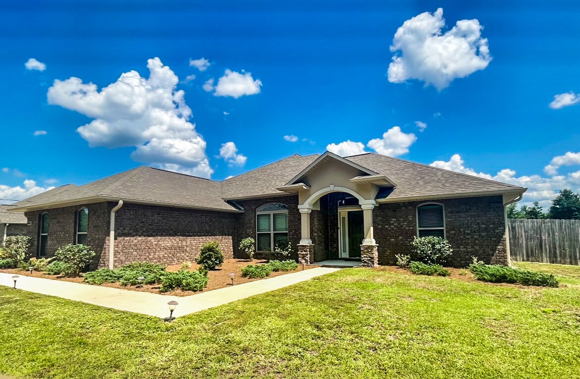 4888 Nichols Creek Rd, Milton, FL 32583 House Rental in Milton, FL