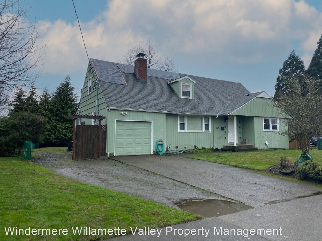 Foto principal - 5 br, 2 bath House - 1515 NW 23rd