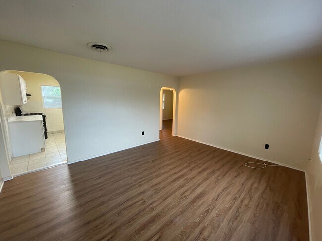 Foto del edificio - Spacious & Updated 2/1 in Orange City