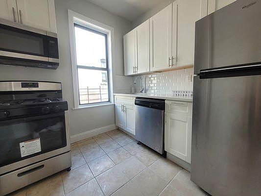 Foto principal - 2 bedroom in NEW YORK NY 10032