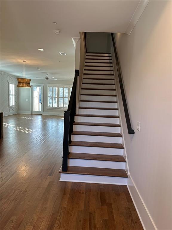 Foto del edificio - 1028 Endeavour Ct