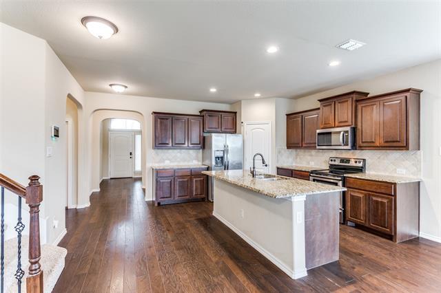 Foto del edificio - 1826 Creekwood Dr