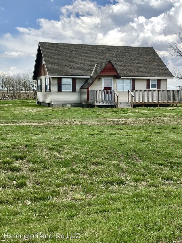 Primary Photo - 2 br, 1.5 bath House - 732 Willow Lake Rd