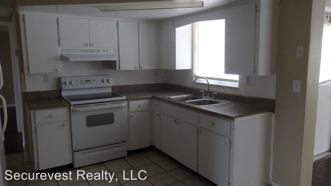 Building Photo - 2 br, 1 bath House - 7734 Fox Hollow Drive