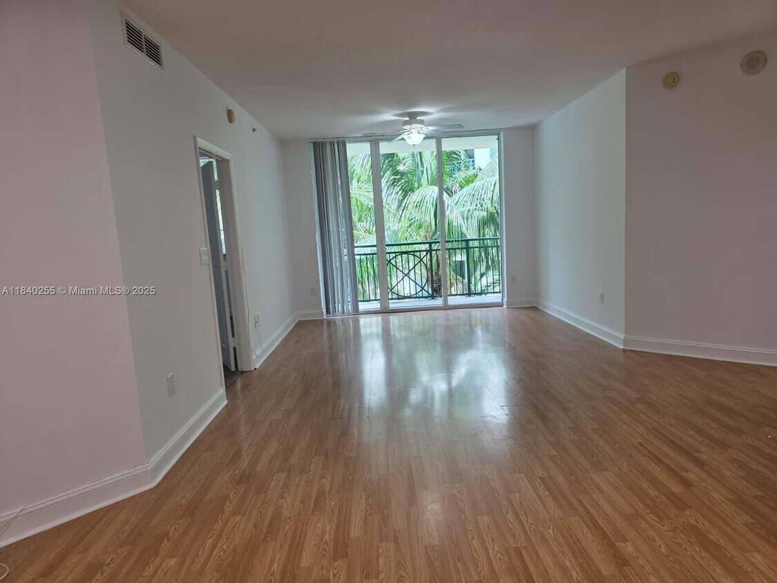 Foto principal - 510 NW 84th Ave
