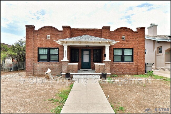 Foto del edificio - 2906 Wheeling Ave