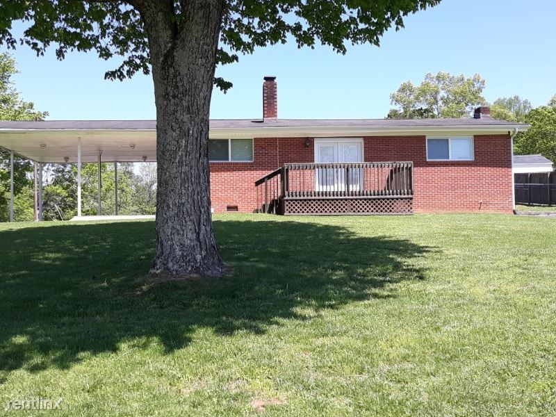 Primary Photo - 86 Laurel Terrace Ct