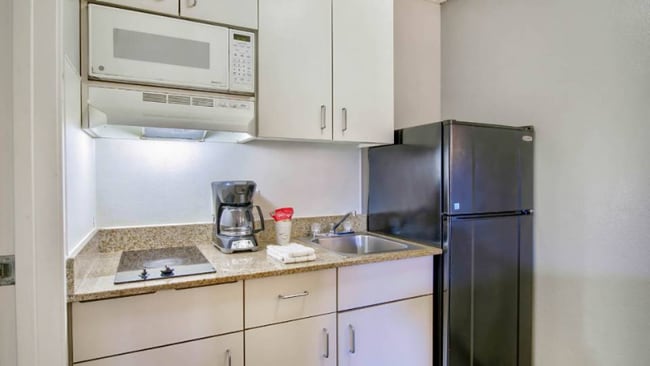 Foto del edificio - 4909 S Wendler Dr