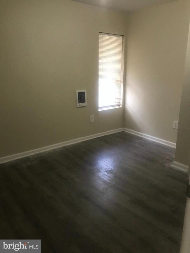 Foto del edificio - 15 10th St