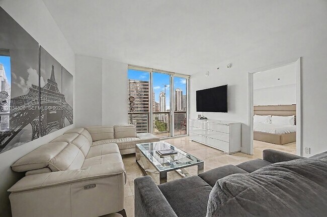 Photo - 485 Brickell Ave Apartment