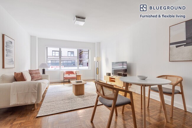 Foto del edificio - 136 E 55th St